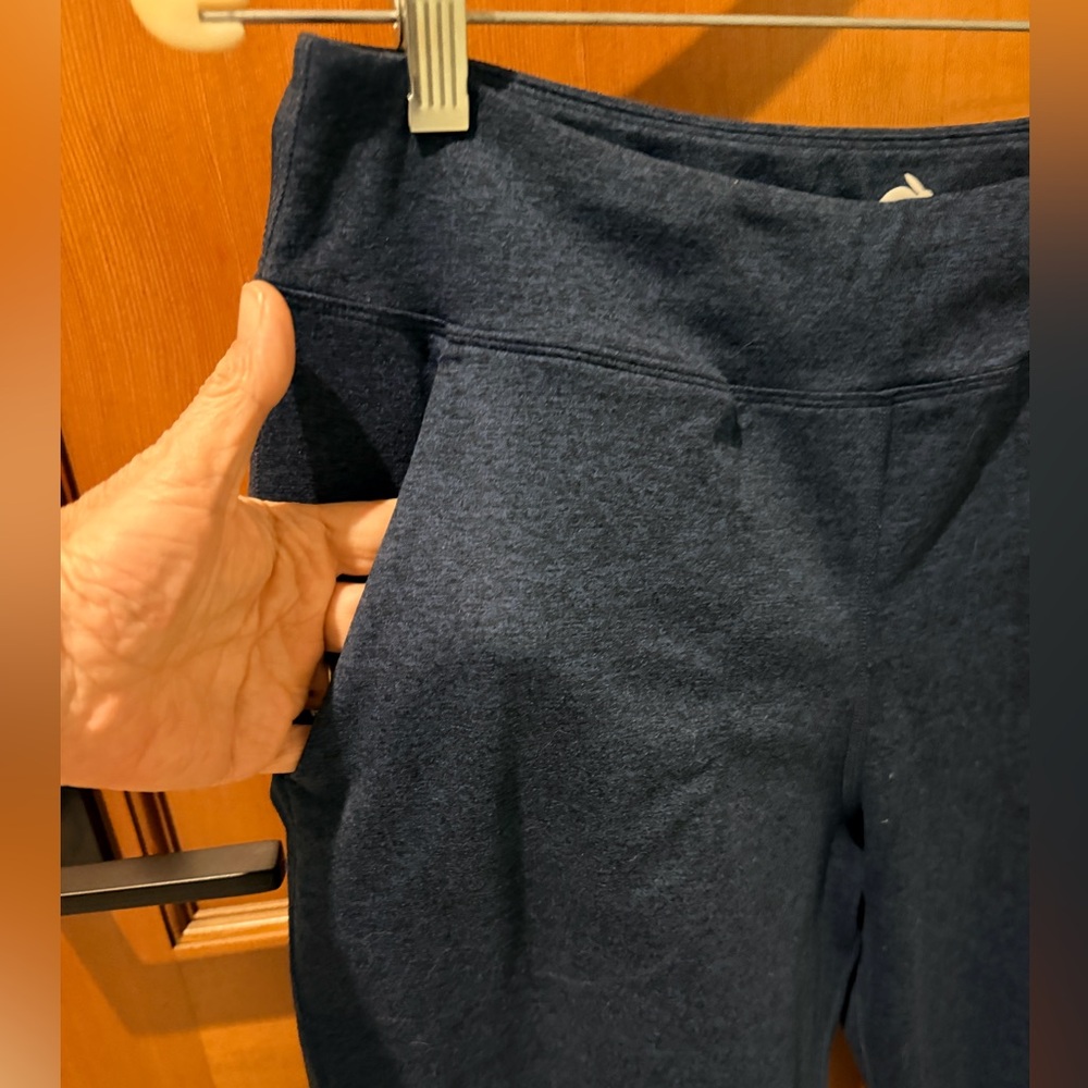 Women's Rabbit joggers - Picture 4 of 6
